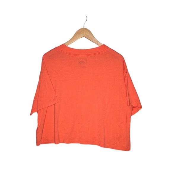 North Force Crop top Size XL - Picture 3 of 3